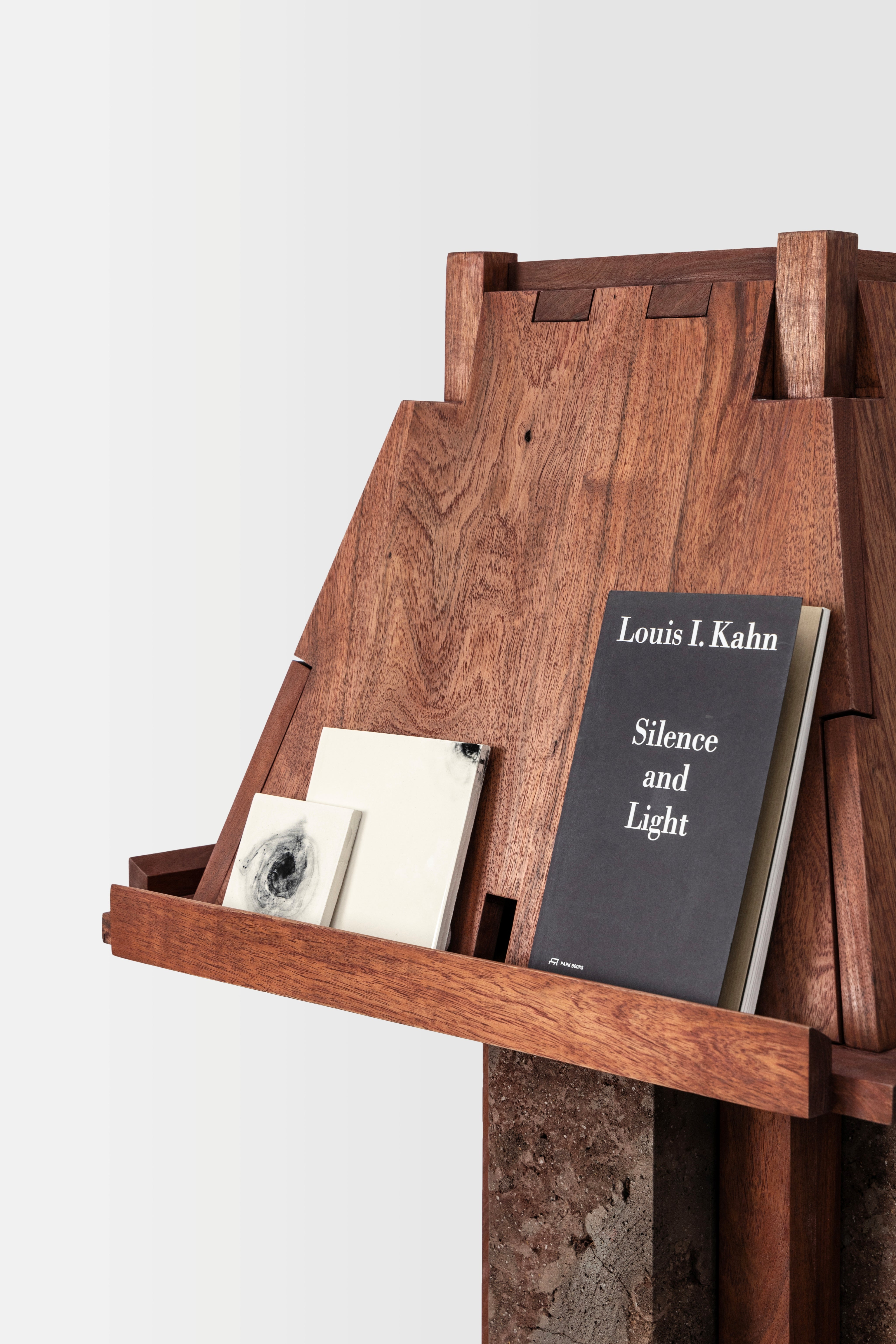 Rito Lectern