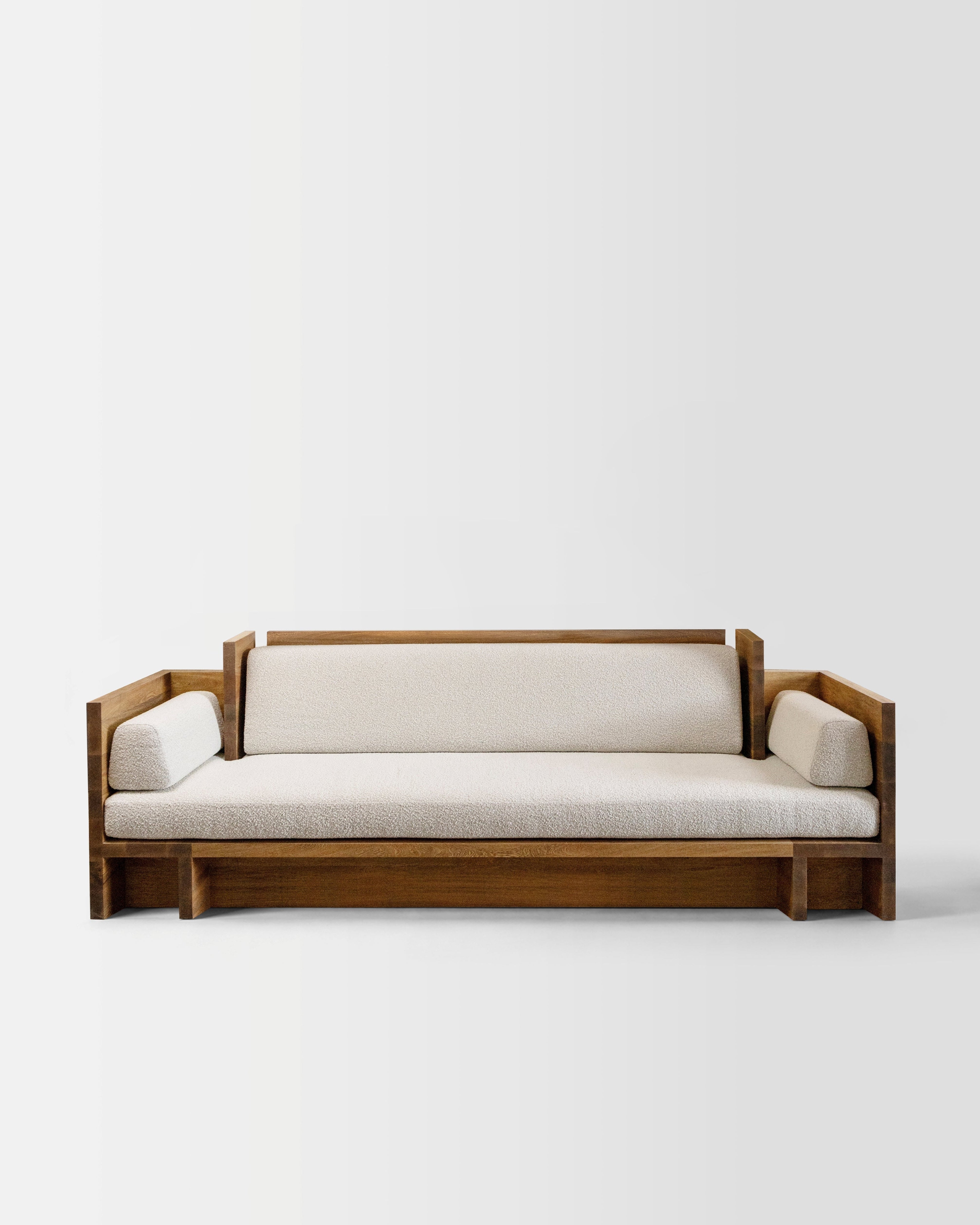 Refugio Sofa