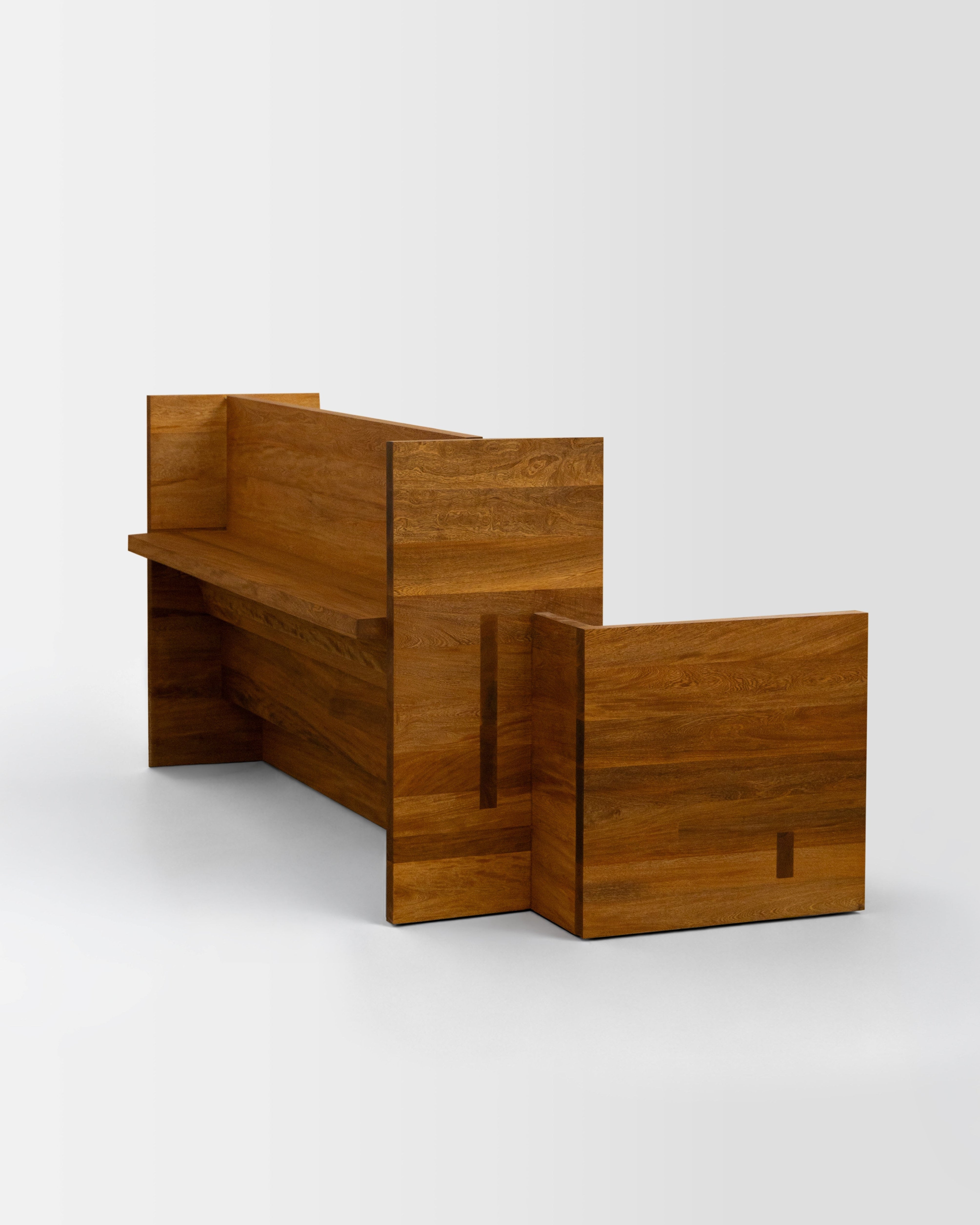 Refugio Sofa