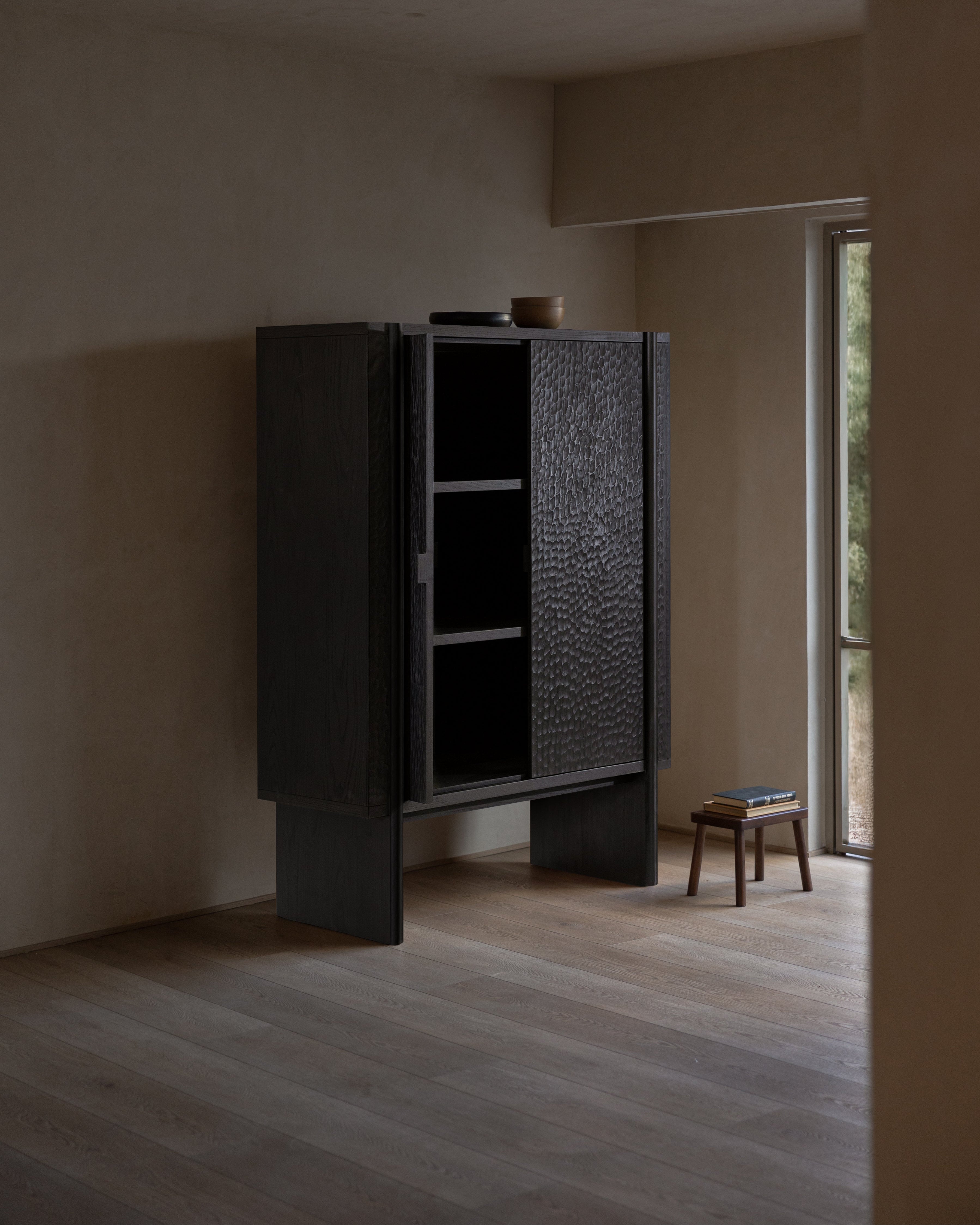 Duna Cabinet